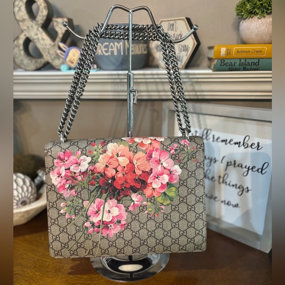 GUCCI “GG” Blooms Supreme Dionysus Shoulder Bag Authentic large size EUC - Picture 3 of 14